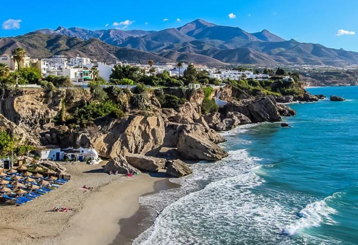 El Capistrano Village Spacious Home, Large Terrace Nerja Esterno foto